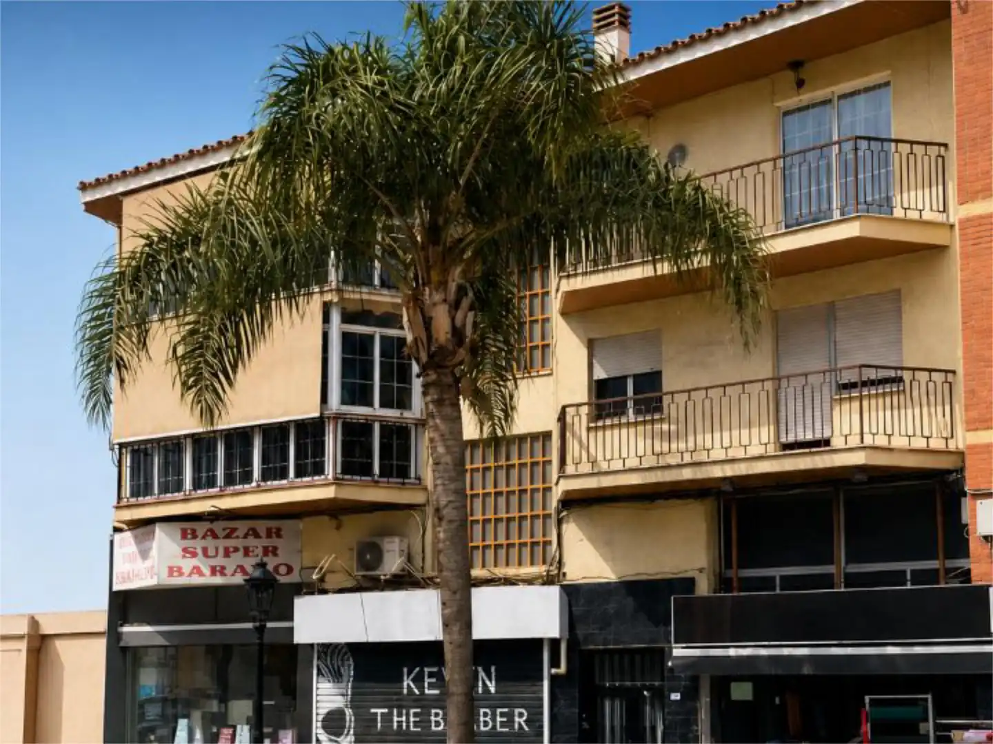 Piso en venta en Avenida Vivar Téllez, 11, Capuchinos - Los Olivos Vista exterior de Piso en venta en Vélez-Málaga con Aire acondicionado, Terraza y Balcón