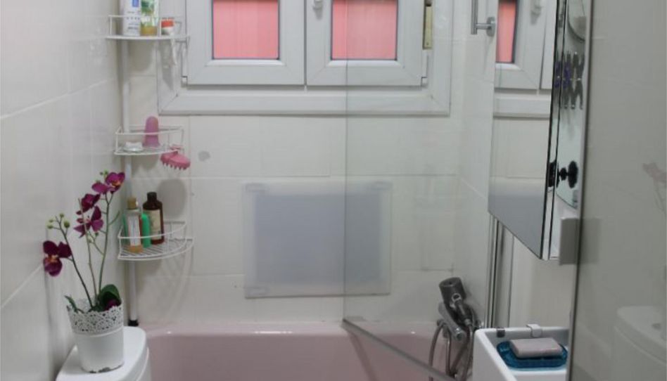 Piso de alquiler en Arteagabeitia - Retuerto - Kareaga, Barakaldo - imagen 1 Foto 1 de Piso de alquiler en Arteagabeitia - Retuerto - Kareaga, Barakaldo