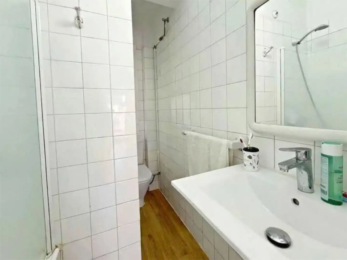 Flat for rent in Rúa Cordelería, 12, Monte Alto - Zalaeta - Atocha Bathroom of Flat for rent in A Coruña Capital with Parquet flooring, Terrace and Furnished