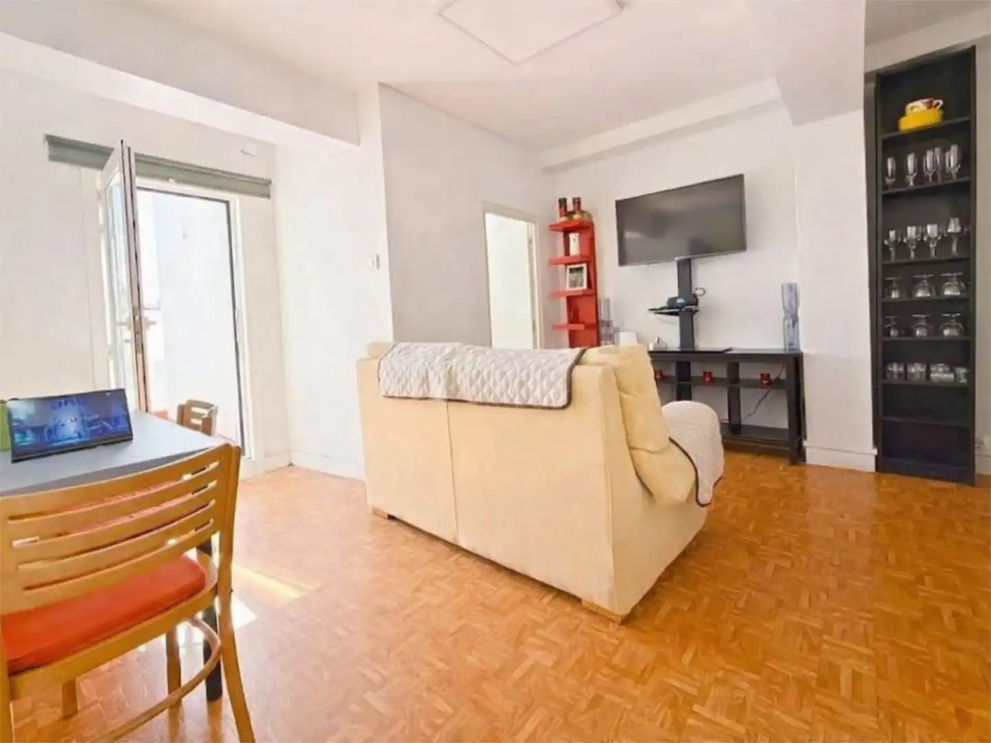 Flat for rent in Rúa Cordelería, 12, Monte Alto - Zalaeta - Atocha Living room of Flat for rent in A Coruña Capital with Parquet flooring, Terrace and Furnished