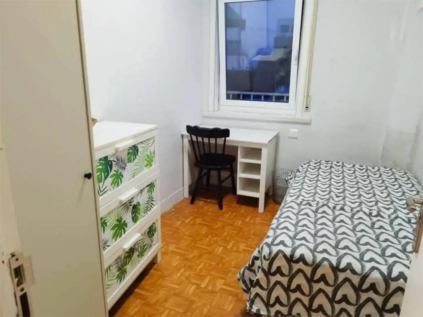Flat for rent in Rúa Cordelería, 12, Monte Alto - Zalaeta - Atocha Bedroom of Flat for rent in A Coruña Capital with Parquet flooring, Terrace and Furnished