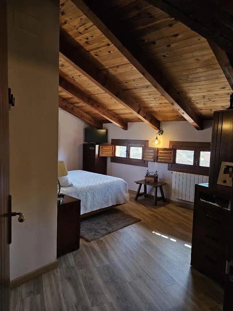 Casa o chalet en venta en Calle de Pedro Almodovar, Fuensanta - Universidad Habitación de Casa o chalet en venta en Cuenca con Calefacción, Jardín privado y Parquet