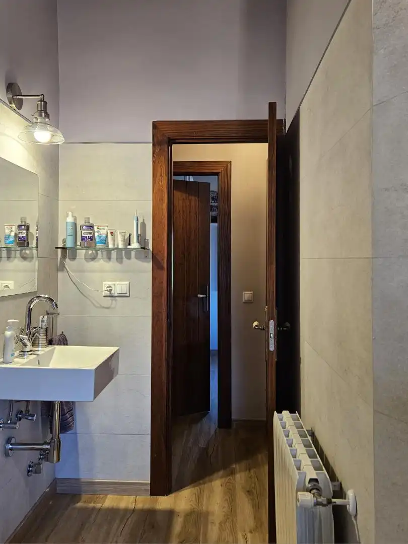 Casa o chalet en venta en Calle de Pedro Almodovar, Fuensanta - Universidad Baño de Casa o chalet en venta en Cuenca con Calefacción, Jardín privado y Parquet