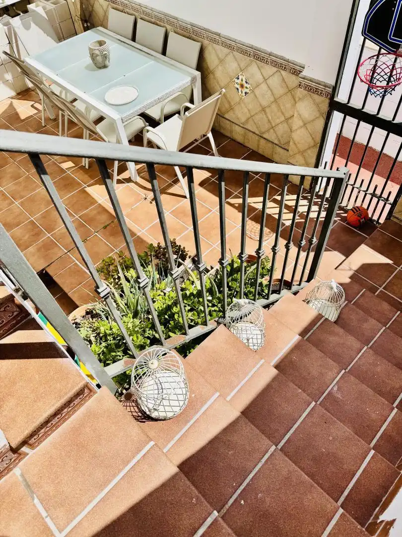Casa o chalet en venta en Calle Mompou, 11, Capellanía - Retamar Terraza de Casa o chalet en venta en Alhaurín de la Torre con Aire acondicionado, Terraza y Piscina