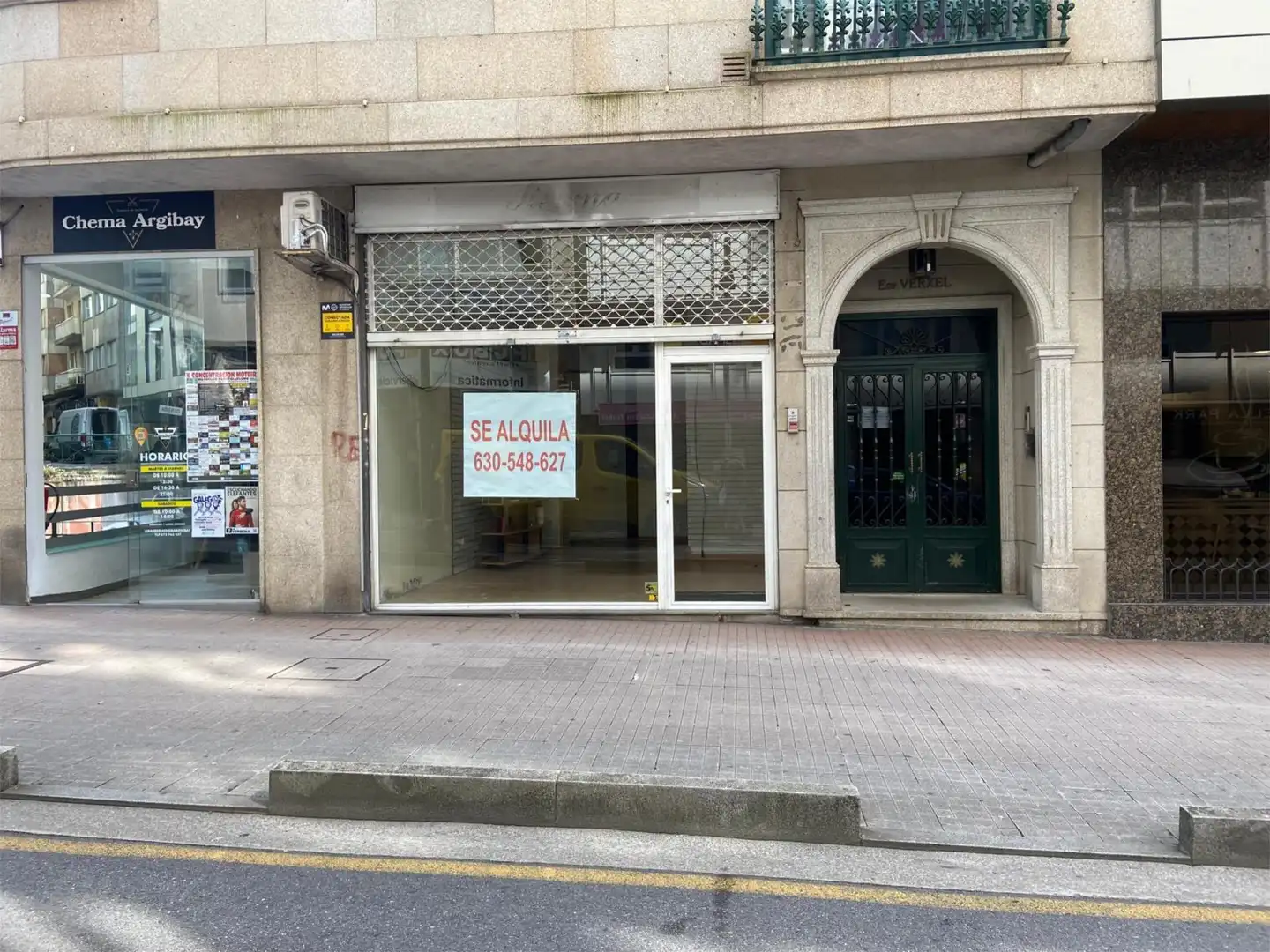Local de alquiler en Pontevedra Capital  con Aire acondicionado