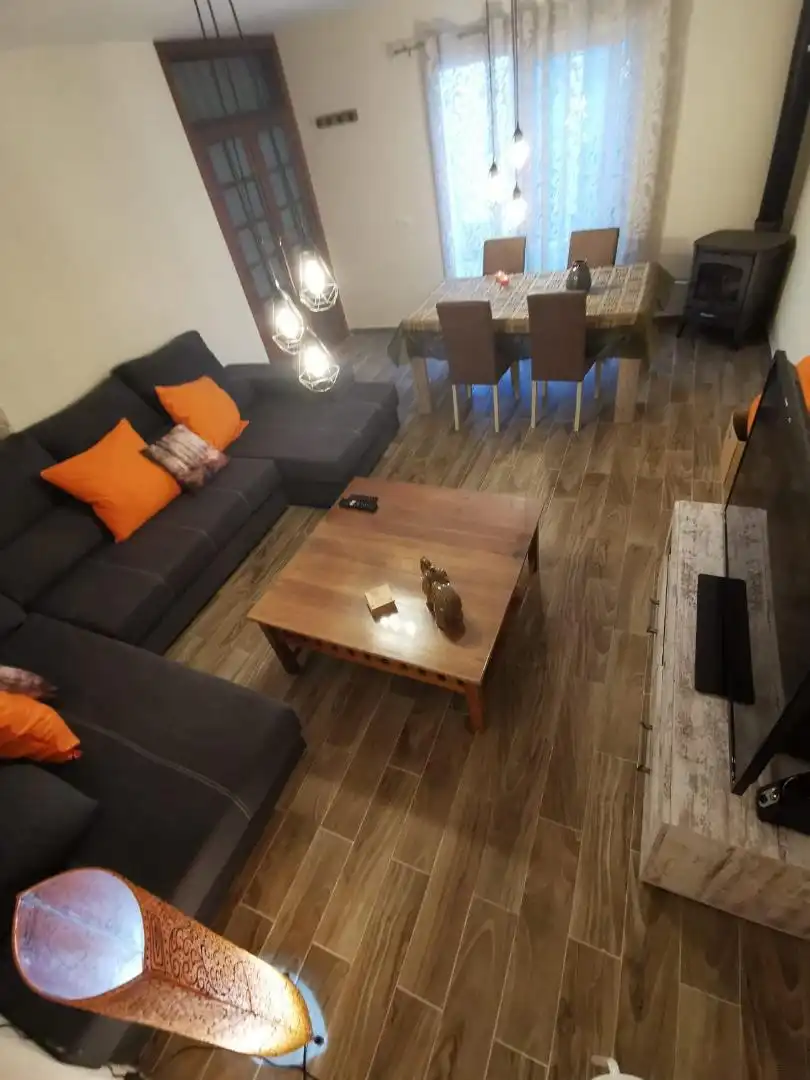 Wohnzimmer von Einfamilien-Reihenhaus zur untervermieten in San Cristóbal de la Laguna mit Heizung, Möbliert und Ofen