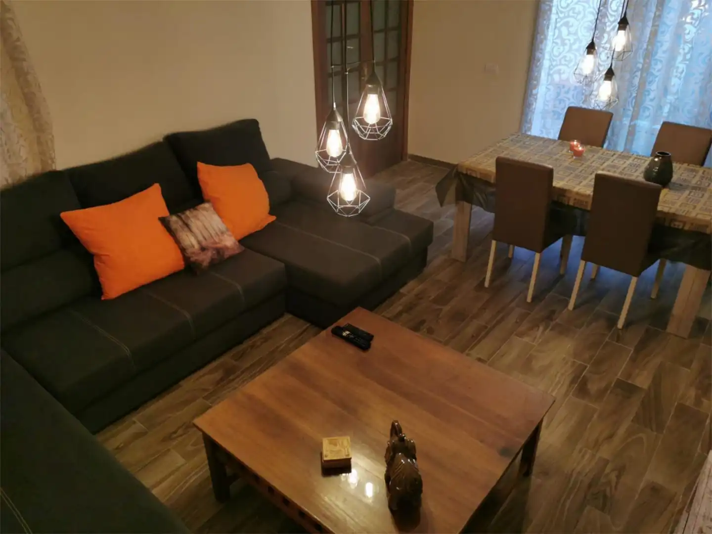Wohnzimmer von Einfamilien-Reihenhaus zur untervermieten in San Cristóbal de la Laguna mit Heizung, Möbliert und Ofen