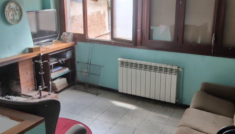Casa adosada en venta en Plaça Major, 4, Les Avellanes i Santa Linya, Lleida - imagen 1 Foto 1 de Casa adosada en venta en Plaça Major, 4, Les Avellanes i Santa Linya, Lleida