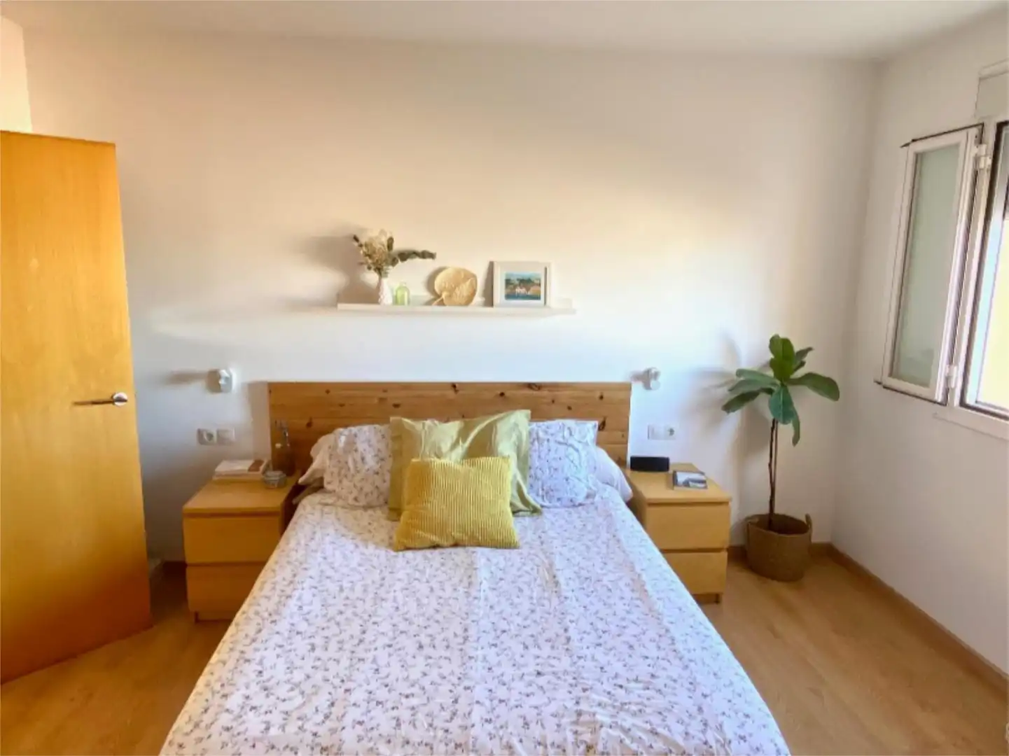 Pis en venda a Camí de ses Vinyes, 1, Camí de Ses Vinyes Dormitori de Pis en venda en Maó - Mahón amb Aire condicionat i Parquet