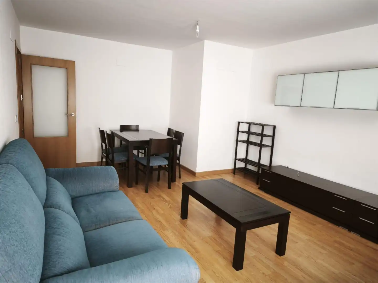 Sala de estar de Piso en venta en Llucena / Lucena del Cid con Calefacción, Parquet y Trastero