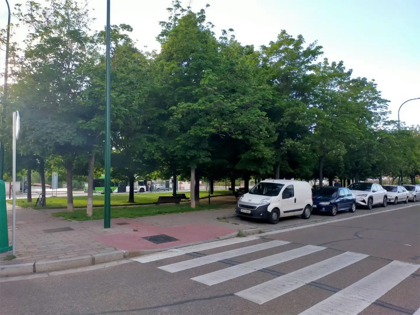 Pis en venda a Calle Carbonero, 6, Pajarillos Altos Vista exterior de Pis en venda en Valladolid amb Calefacció, Traster i Videoporter