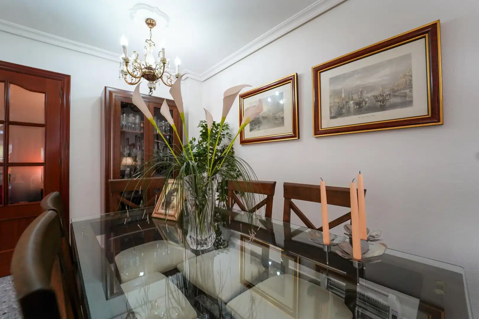 Piso en venta en Plaza de Monesterio, San Carlos - San José Comedor de Piso en venta en Sevilla con Aire acondicionado y Terraza