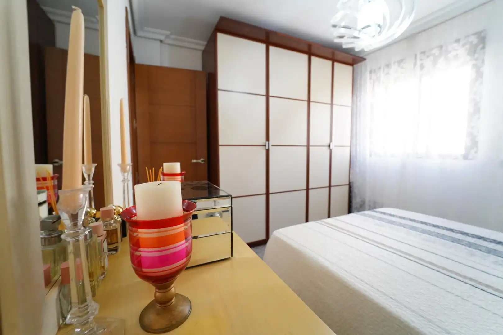 Piso en venta en Plaza de Monesterio, San Carlos - San José Habitación de Piso en venta en Sevilla con Aire acondicionado y Terraza
