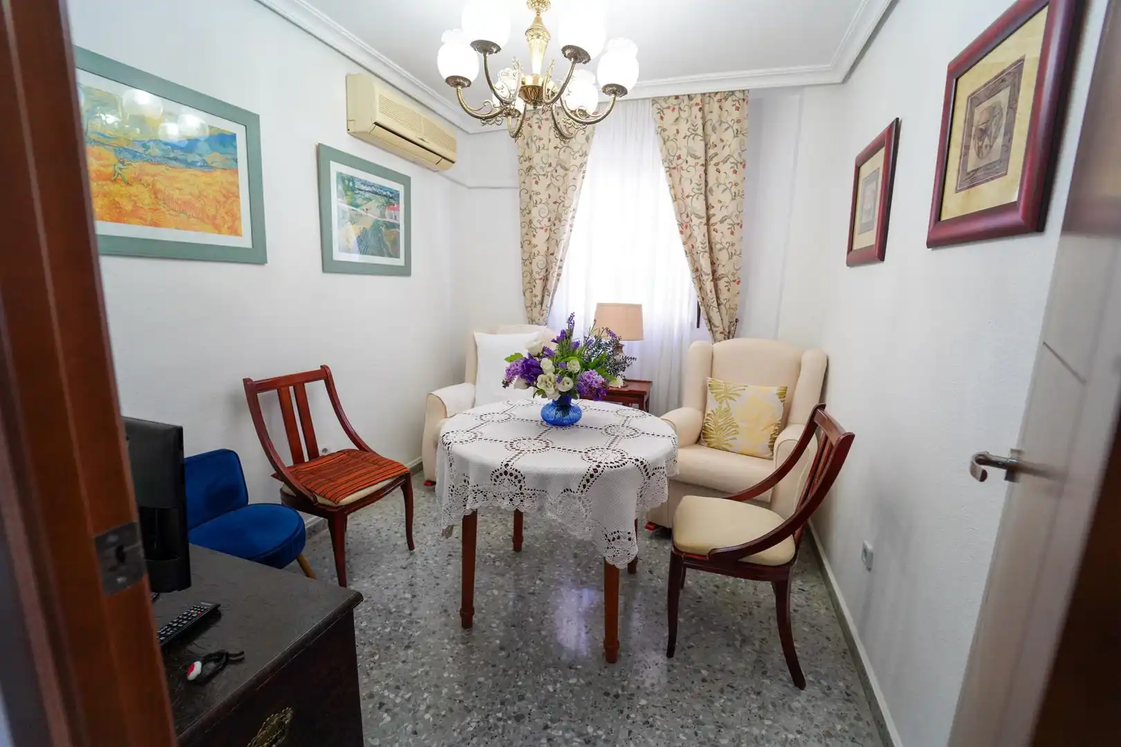 Piso en venta en Plaza de Monesterio, San Carlos - San José Comedor de Piso en venta en Sevilla con Aire acondicionado y Terraza