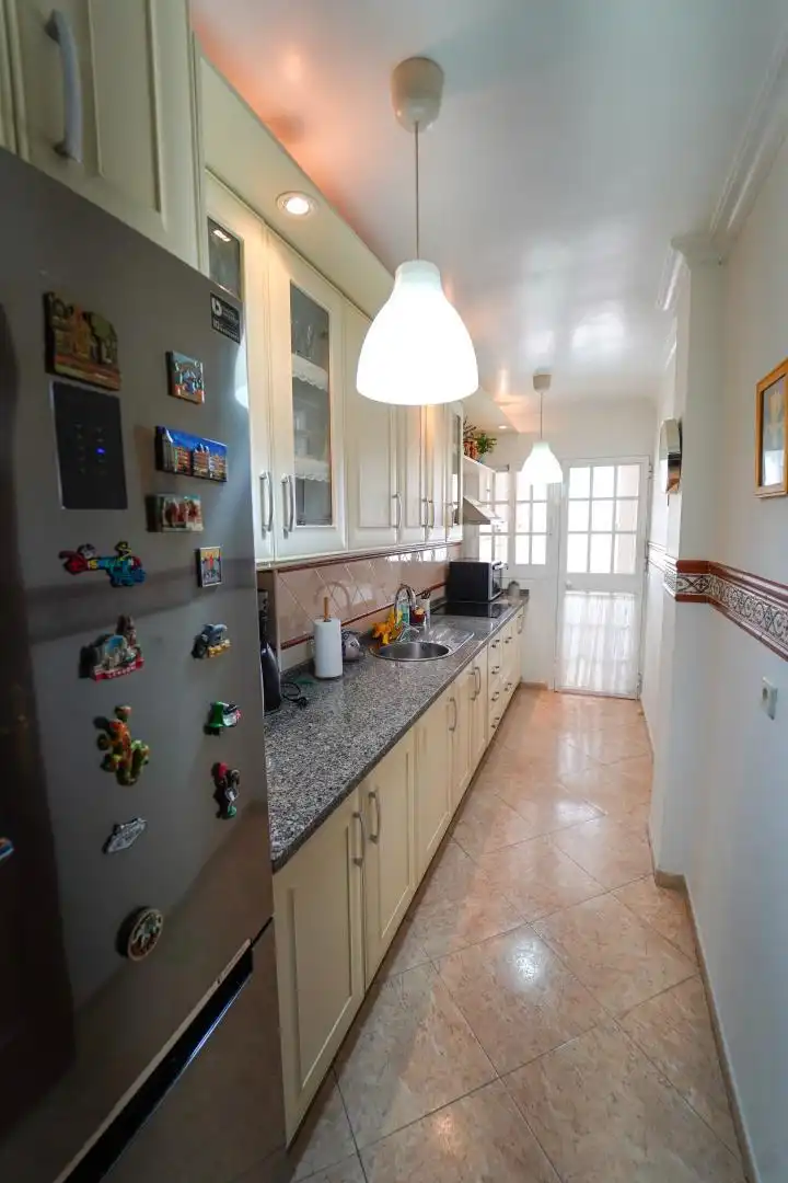 Piso en venta en Plaza de Monesterio, San Carlos - San José Cocina de Piso en venta en Sevilla con Aire acondicionado y Terraza