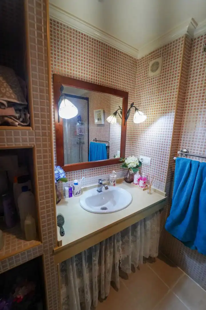 Piso en venta en Plaza de Monesterio, San Carlos - San José Baño de Piso en venta en Sevilla con Aire acondicionado y Terraza