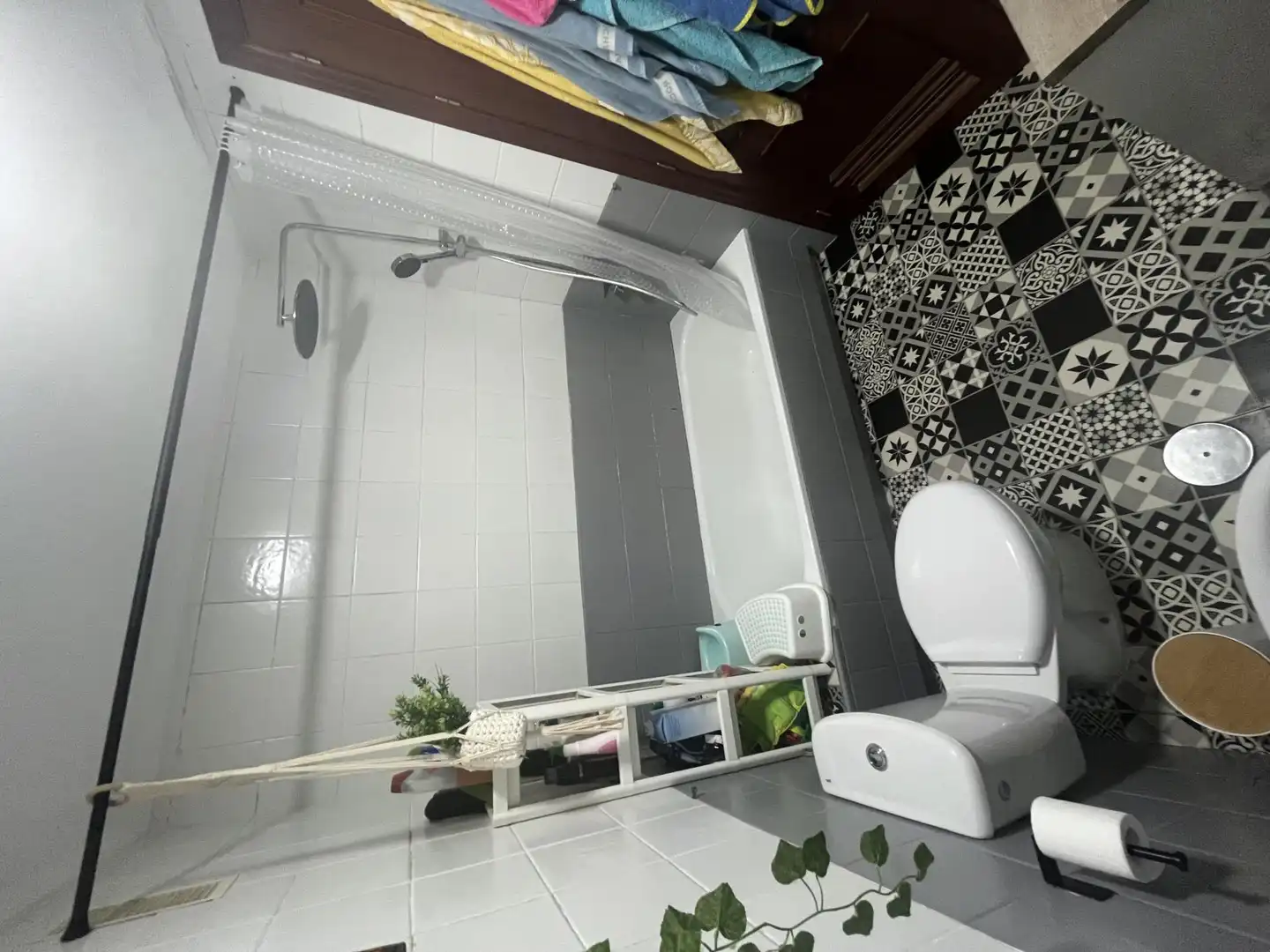 Flat for sale in Calle Antonia Mercé, 4, Piedras Redondas - Torrecárdenas Bathroom of Flat for sale in Almería Capital with Air Conditioner