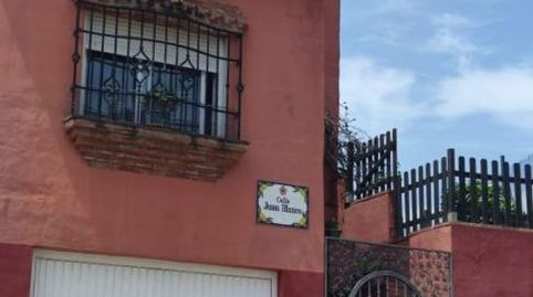 Casa adosada en venta en Calle Juan Blanco, 27, Zona Calvario, Estepona - imagen 4 Foto 4 de Casa adosada en venta en Calle Juan Blanco, 27, Zona Calvario, Estepona
