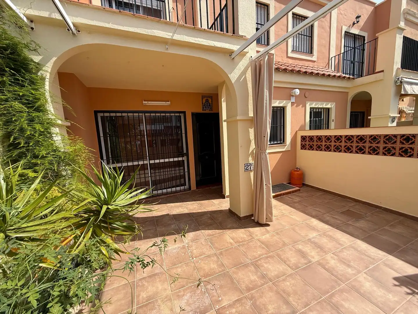 Casa adosada en venda a Calle Olivo, 2, El Portil Terrassa de Casa adosada en venda en El Portil amb Aire condicionat i Terrassa