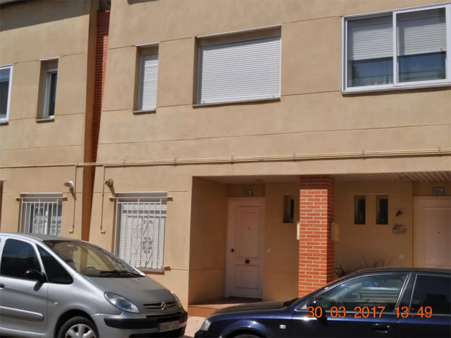 Dúplex en venta en Avenida de la Estación, 91, Pinseque Vista exterior de Dúplex en venta en Pinseque con Aire acondicionado