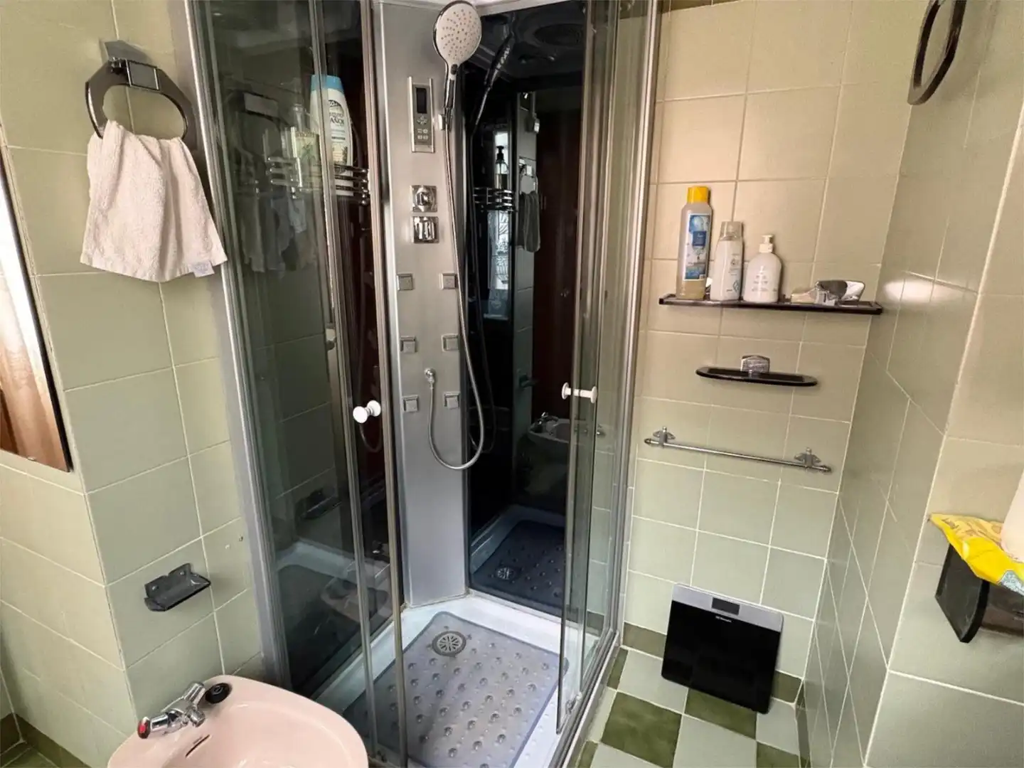 Flat for sale in Plaza San Esteban, 4, Casco Antiguo Bathroom of Flat for sale in Zamora Capital with Heating, Parquet flooring and Terrace