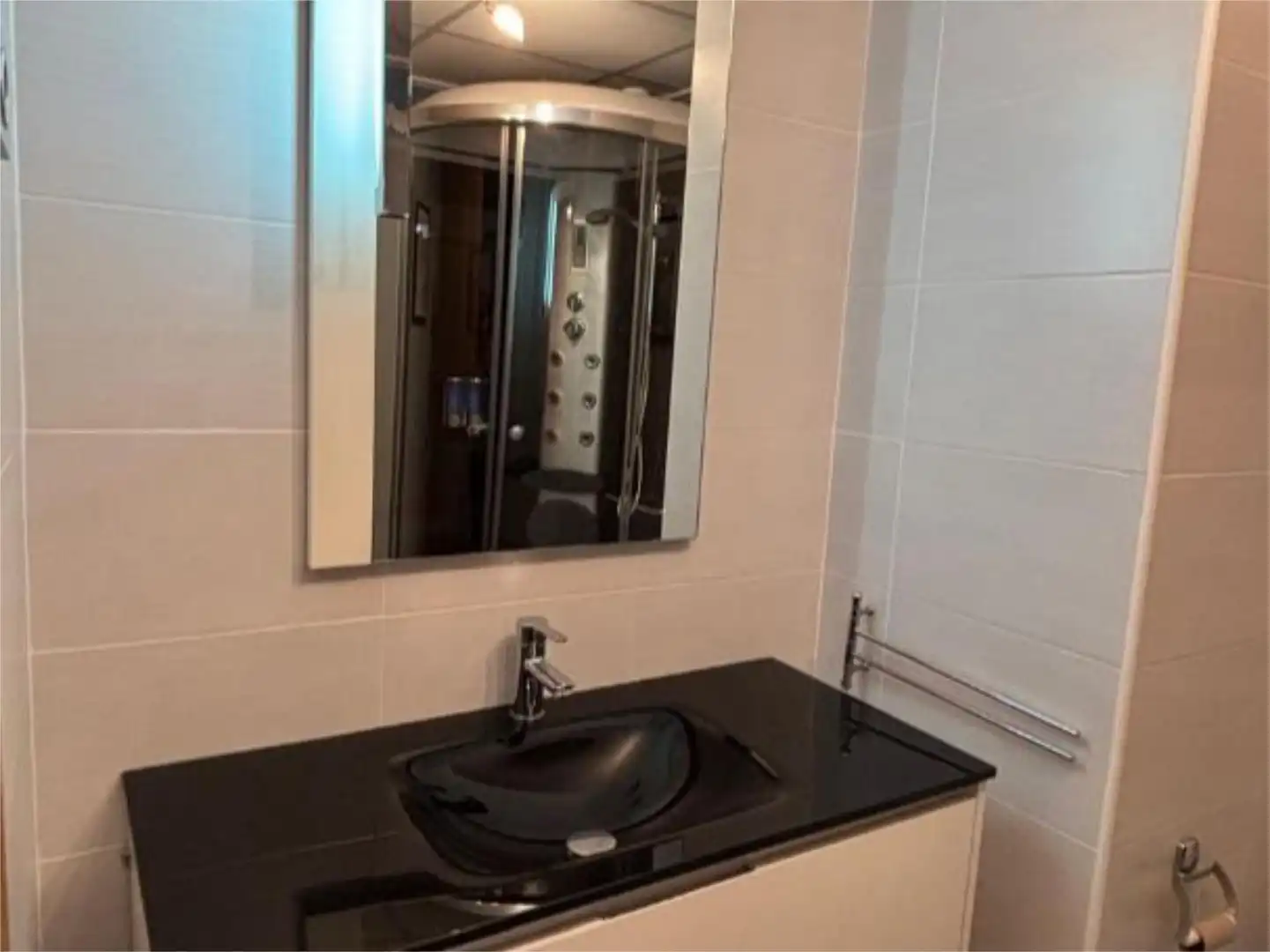 Flat for rent in Calle Santa Ángela, 8, Juan de Borbón