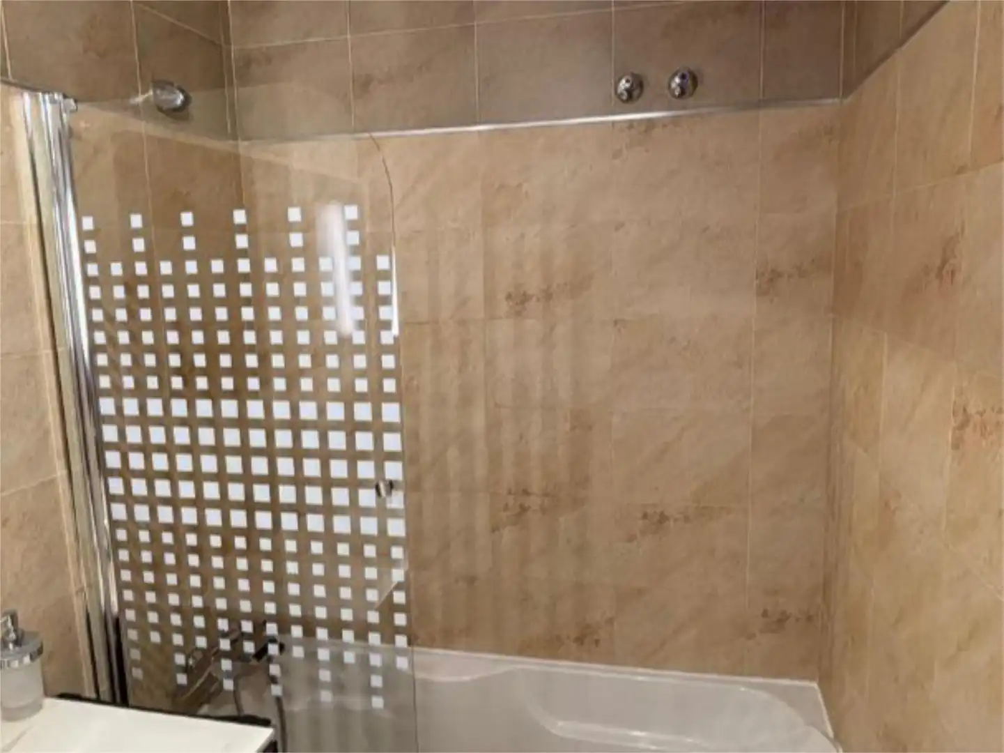 Flat for rent in Calle Santa Ángela, 8, Juan de Borbón