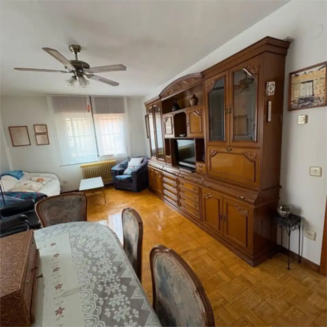 Sala d'estar de Pis en venda en Piedrahita de Castro amb Calefacció, Terrassa i Traster