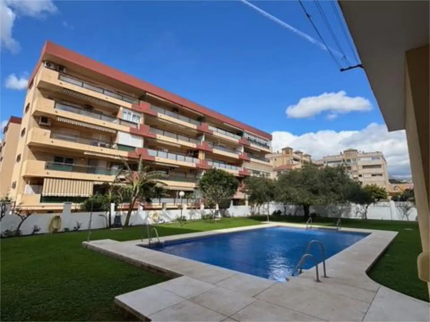 Piso en venta en Calle Poeta Manuel Alcántara, 9, Playa del Rincón Vista exterior de Piso en venta en Rincón de la Victoria con Trastero, Piscina y Parking comunitario