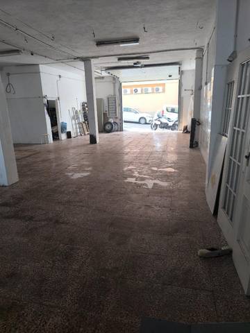 Local comercial en Alquiler en Calle Violeta, 5 en Las Flores