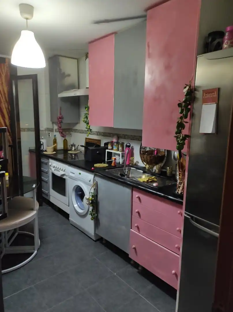 Room in Calle de Pedro Lorca, 85, Las Piscinas Naturales