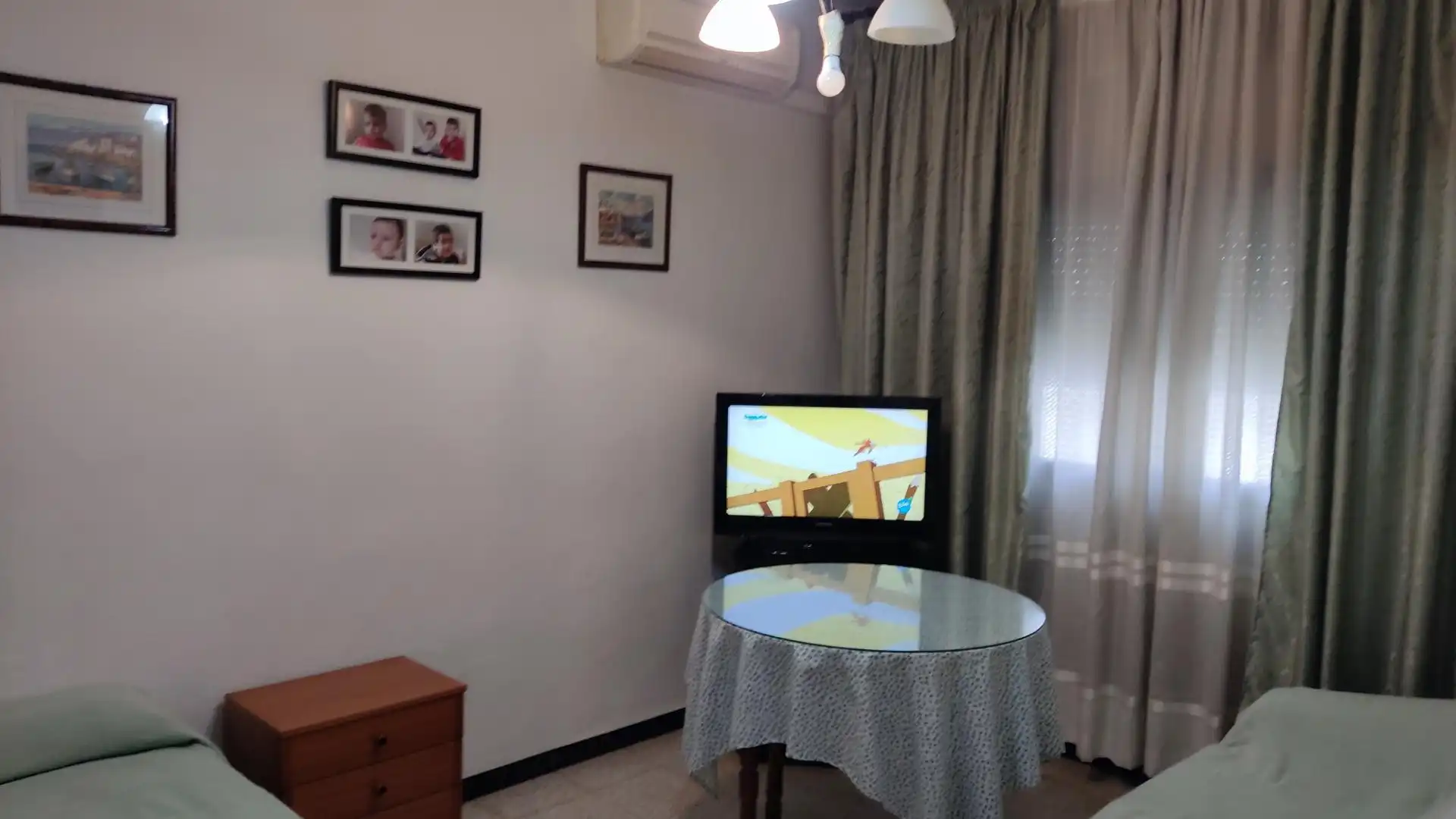 Living room of Detached homes for sale in Sevilla  with Air Conditioner and Storage room