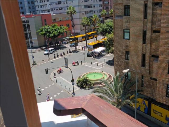 Piso en Alquiler en Avenida José Mesa y López, 54 en Santa Catalina - Canteras