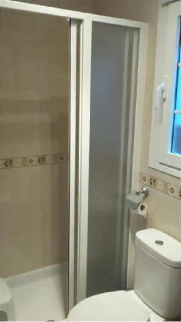 Piso de alquiler en Punta Umbría Baño de Piso de alquiler en Punta Umbría con Calefacción, Amueblado y Se aceptan mascotas