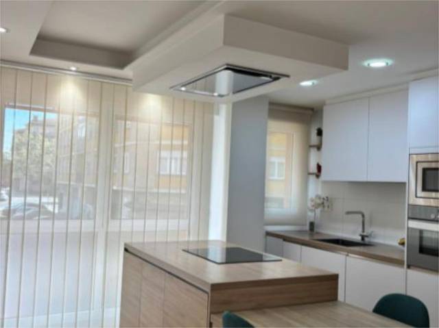 Piso en Venta en Amizkarra Kalea, 3 en Aranbizkarra