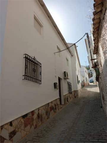 Casa-chalet en Venta en Setenil de las Bodegas