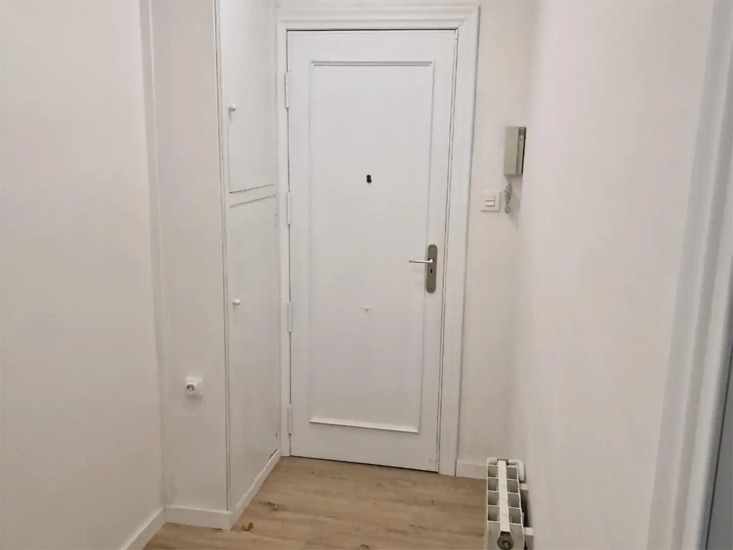 Piso de alquiler en  Barcelona Capital con Calefacción, Parquet y Balcón