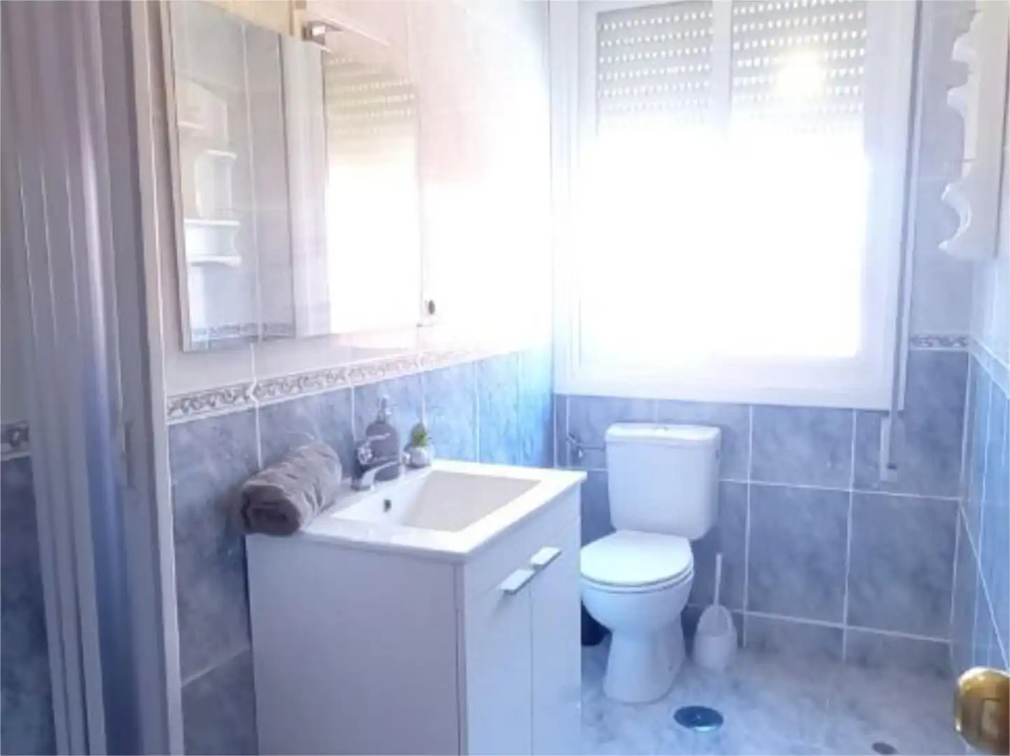 Habitación en Estrada Matamá Pazo-Comesaña, 32, Comesaña - Matamá Habitación en Estrada Matamá Pazo-Comesaña, 32, Comesaña - Matamá