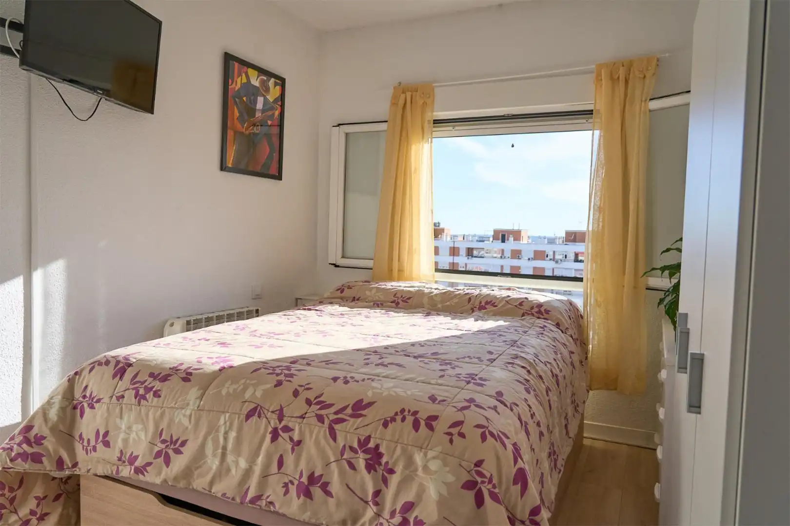 Wohnung zum Verkauf in Calle de la Isla de Arosa, 37, Peñagrande Schlafzimmer von Wohnung zum Verkauf in Madrid Capital mit Klimaanlage