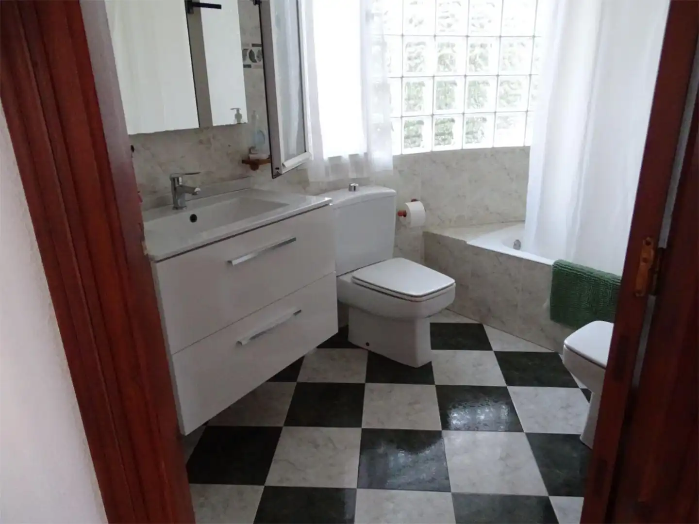 Casa o chalet de alquiler en Calle Puig Campana, 7, Pinar del Advocat - Cometa Baño de Casa o chalet de alquiler en Moraira con Terraza y Balcón