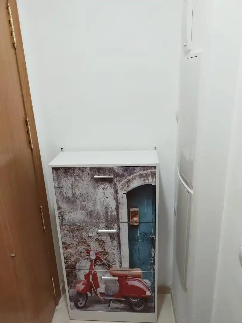 Estudi de lloguer a Calle Almeria, Barrio de la Vega