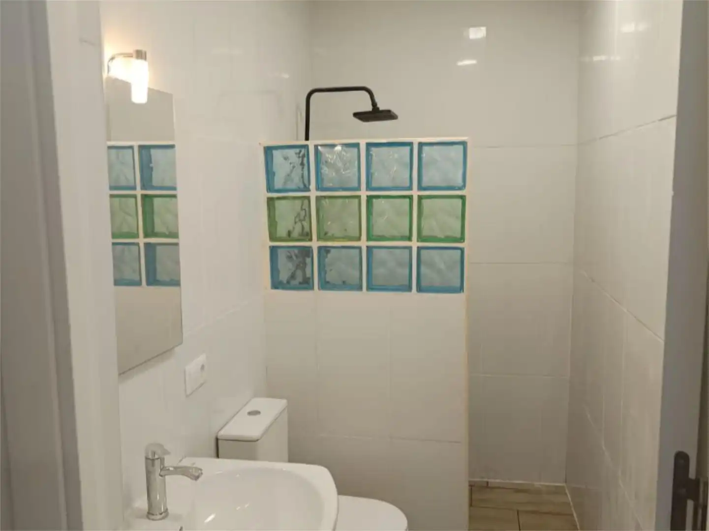 Bathroom of Study for rent in León Capital   with Heating and Furnished