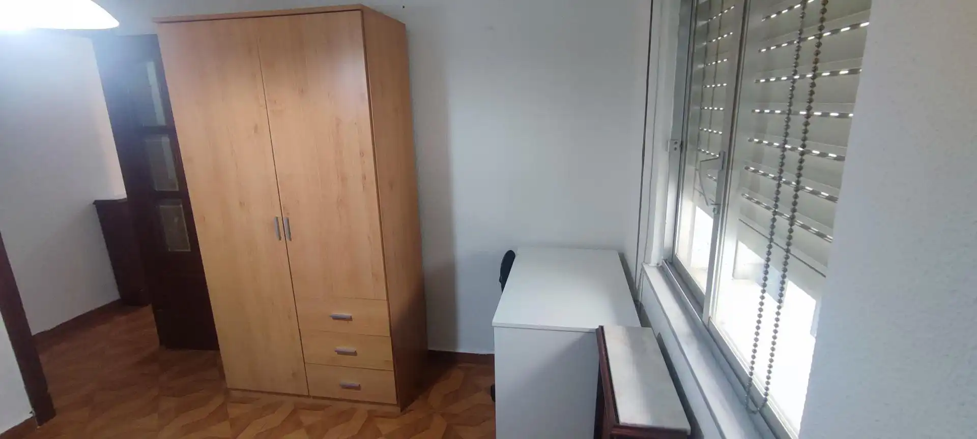 Wohnung zur Miete in Calle Tomillar, 8, Pizarrales Schlafzimmer von Wohnung zur Miete in Salamanca mit Heizung, Parkett und Terrasse