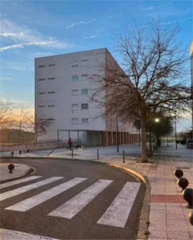 Local comercial en Alquiler en Golf Guadiana