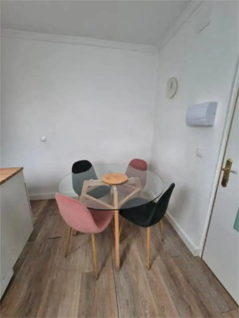 Flat for rent in Casco Histórico - Zona Alta Dining room of Flat for rent in El Puerto de Santa María with Furnished