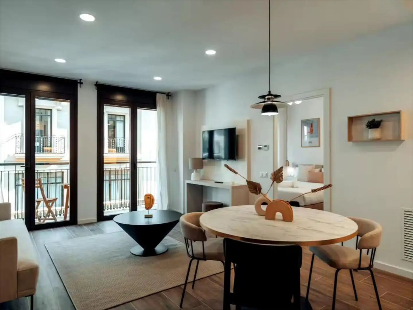 Apartamento de alquiler en Carrer del Pintor Fortuny, 5, El Raval Sala de estar de Apartamento de alquiler en Barcelona Capital con Aire acondicionado y Balcón
