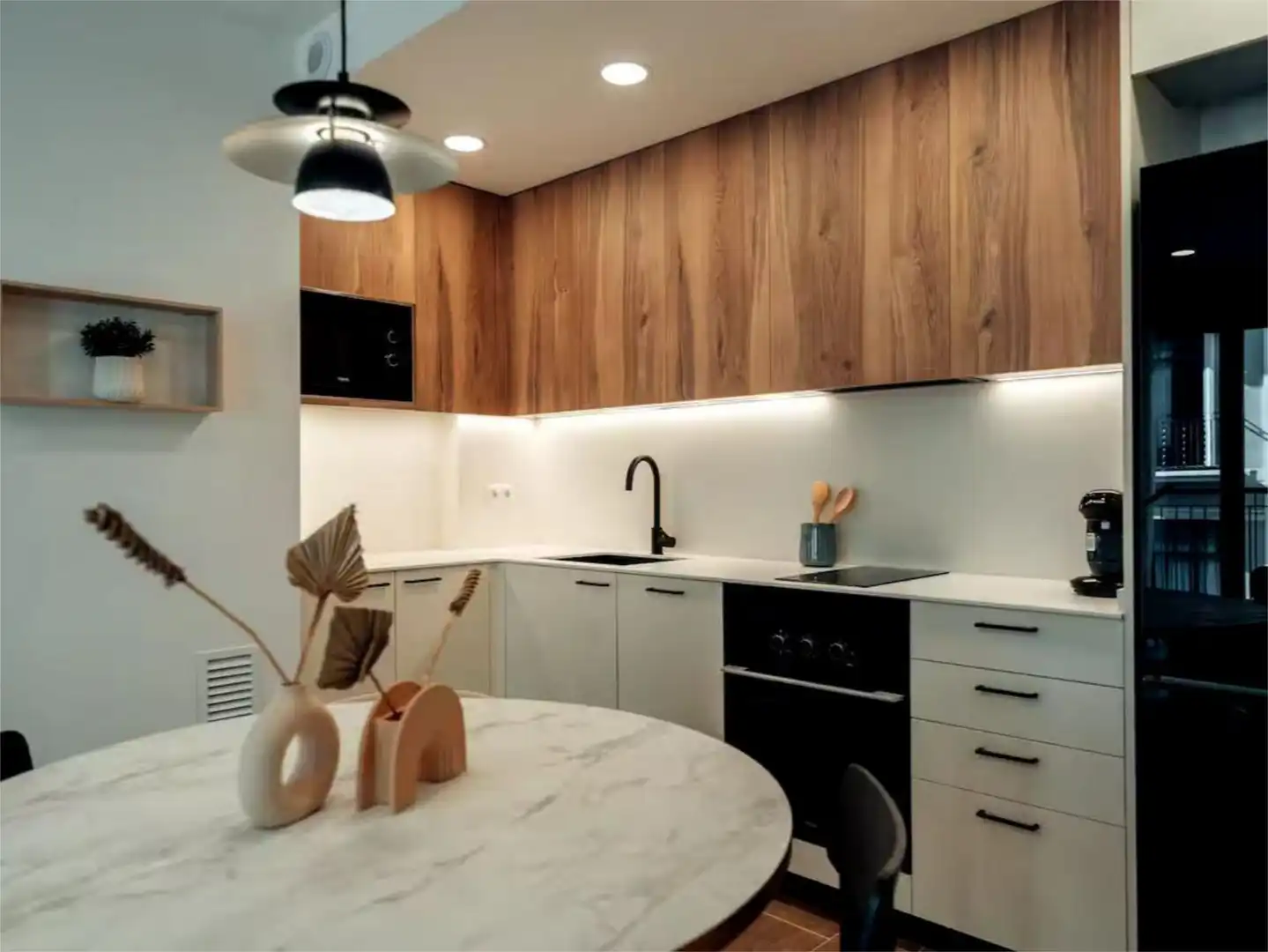 Apartamento de alquiler en Carrer del Pintor Fortuny, 5, El Raval Cocina de Apartamento de alquiler en Barcelona Capital con Aire acondicionado y Balcón
