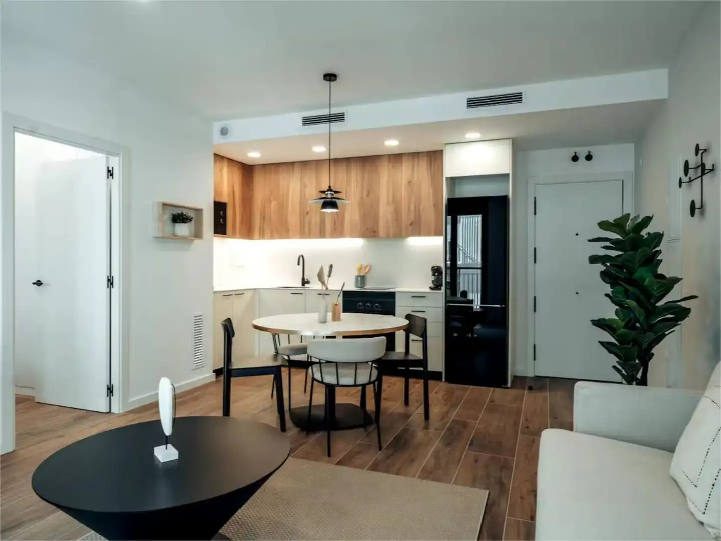 Apartamento de alquiler en Carrer del Pintor Fortuny, 5, El Raval Cocina de Apartamento de alquiler en Barcelona Capital con Aire acondicionado y Balcón