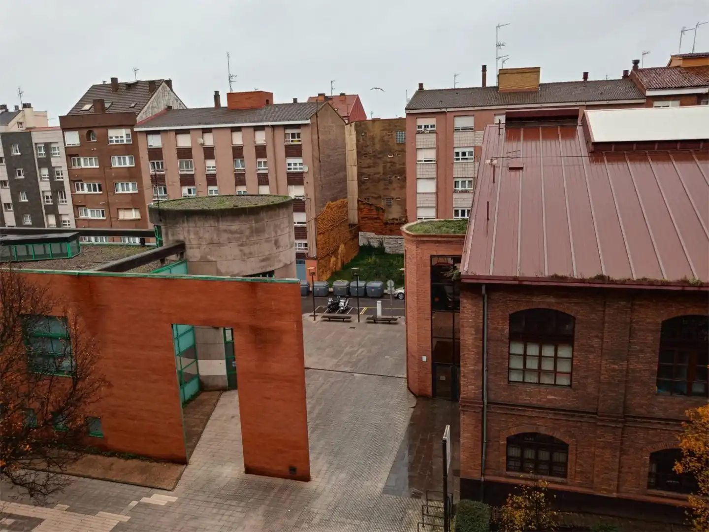 Vista exterior de Piso de alquiler en Gijón  con Calefacción, Parquet y Amueblado