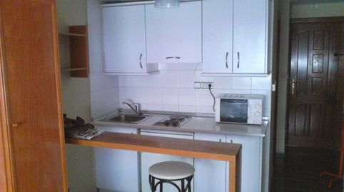Foto 2 von Wohnung zur Miete in Avenida de Madrid, San Ildefonso, Granada Capital